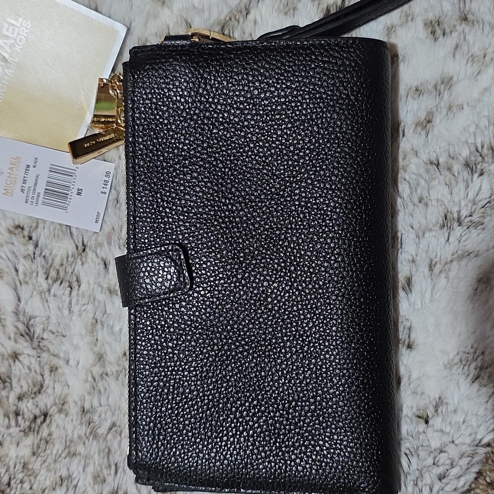 New Michael Kors Contintental Leather Black Wallet. - Picture 4 of 9